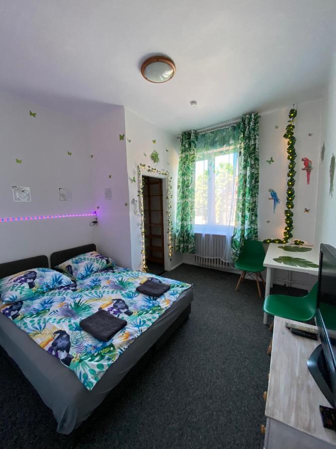 Jungle Rooms Gdansk Luaran gambar