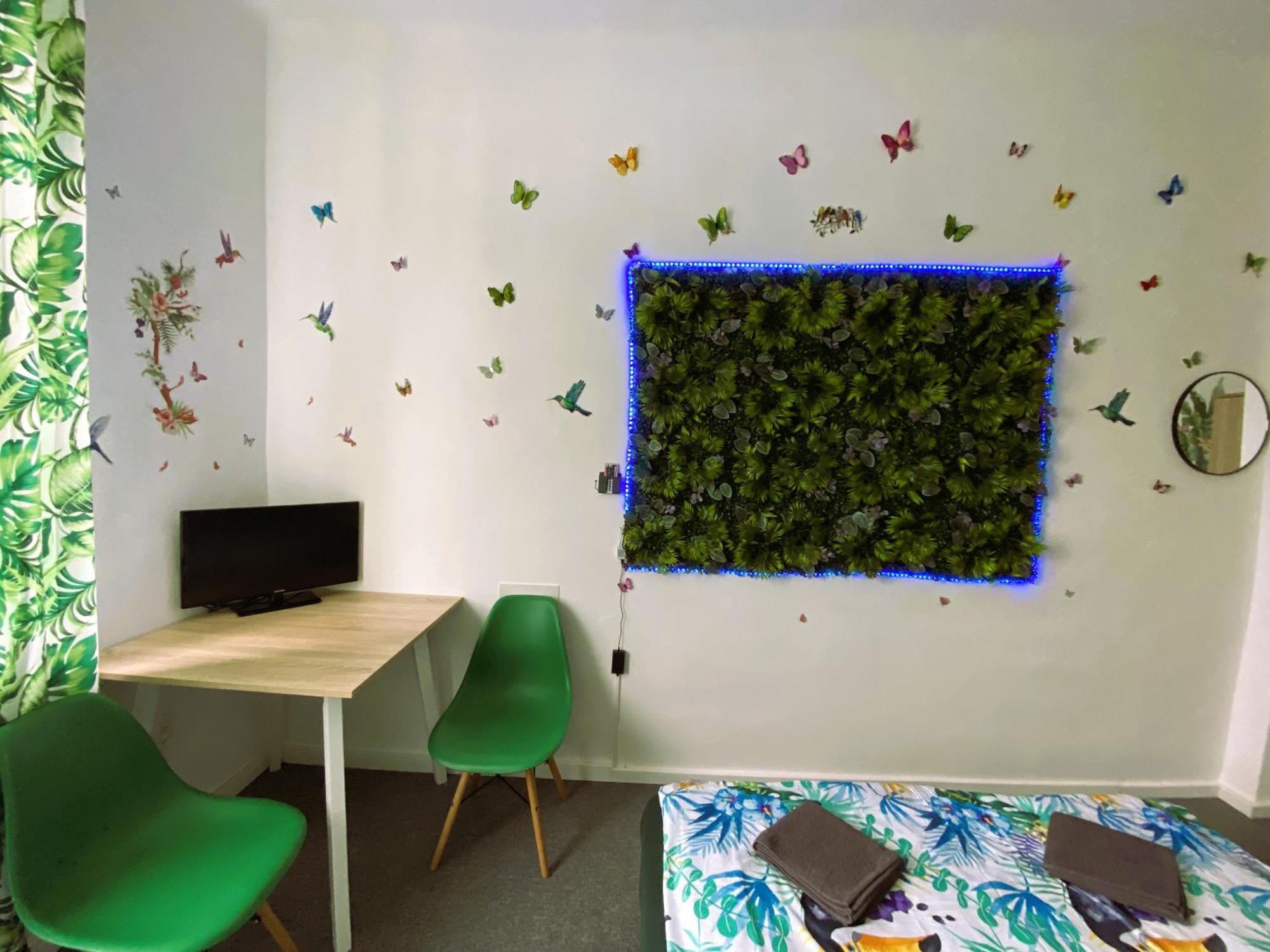 Jungle Rooms Gdansk Luaran gambar