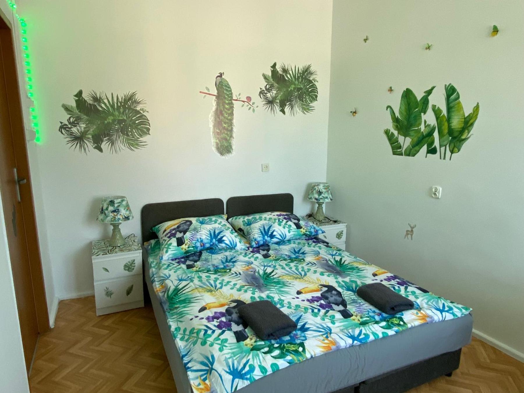 Jungle Rooms Gdansk Bilik gambar